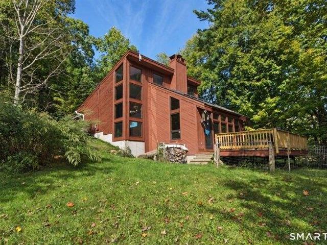 House for sale in New Hartford, Northwest Hills Planning Region