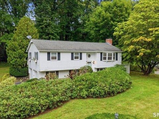 House for sale in New Hartford, Northwest Hills Planning Region