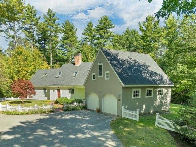 House for sale in Pages Corner, New London
