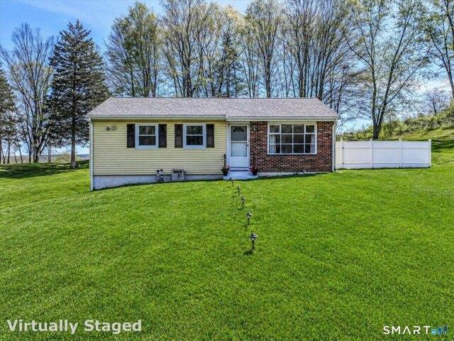 House for sale in Gaylordsville, Connecticut