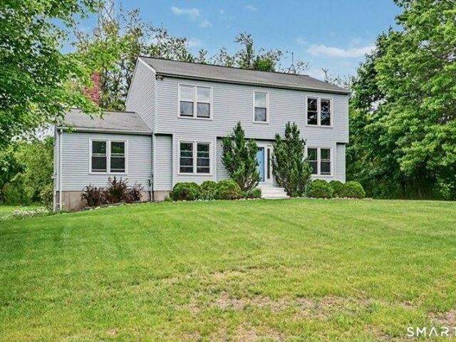 House for sale in Gaylordsville, Connecticut