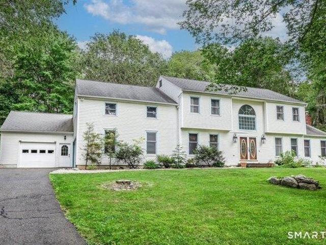 House for sale in Gaylordsville, Connecticut