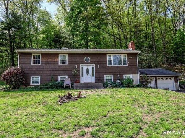 House for sale in Gaylordsville, Connecticut