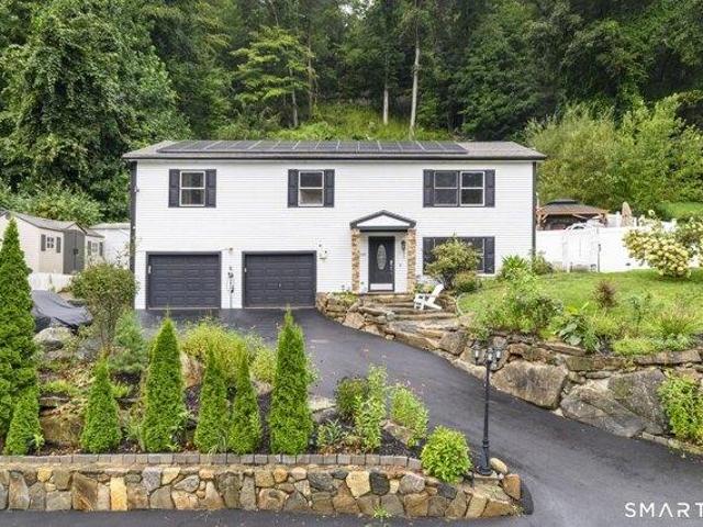 House for sale in Candlewood Point, New Milford