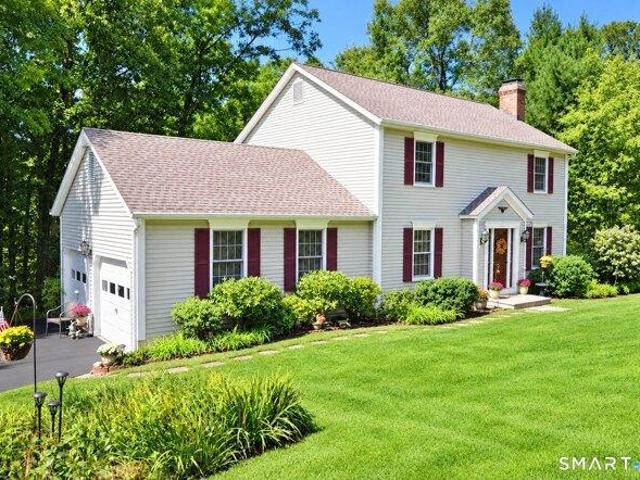 House for sale in Gaylordsville, Connecticut
