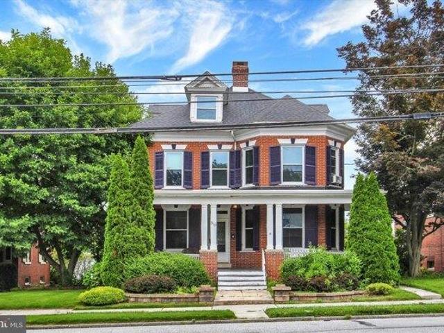 House for sale in New Oxford