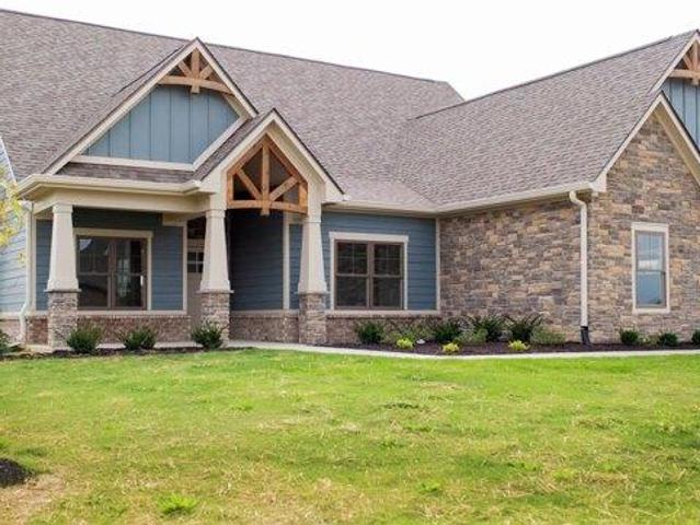 House for sale in New Palestine