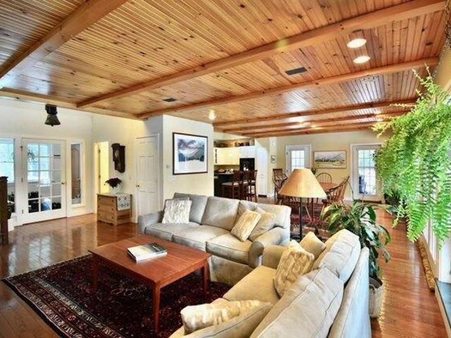 House for sale in East New Portland, New Portland