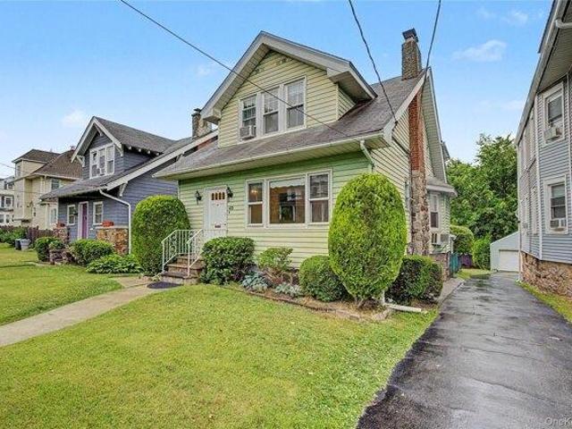 House for sale in New Rochelle, New York