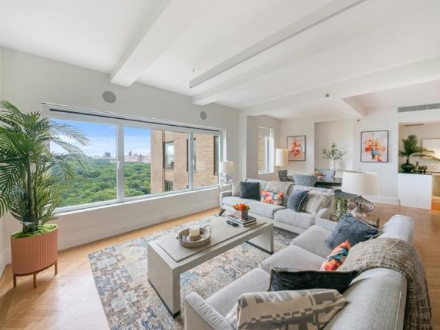 Condo for sale in Arverne, New York