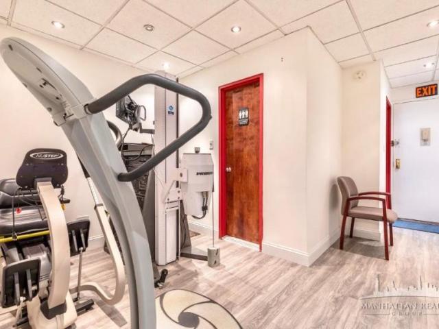 Apartment for sale in Arverne, New York