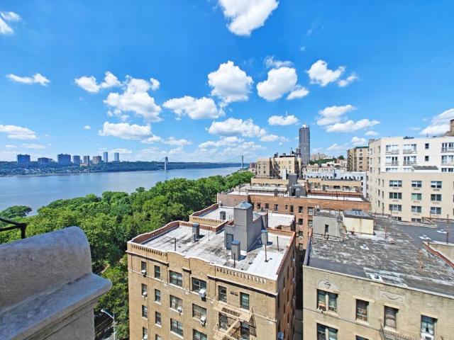 Condo for sale in Arverne, New York