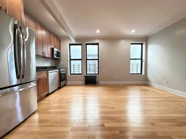 Apartment for rent in Arverne, New York