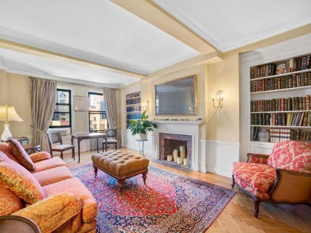 Apartment for sale in Arverne, New York