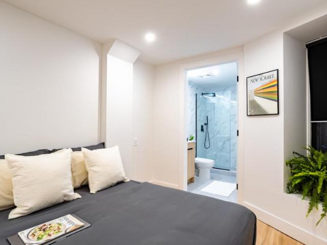 Room for rent in Arverne, New York