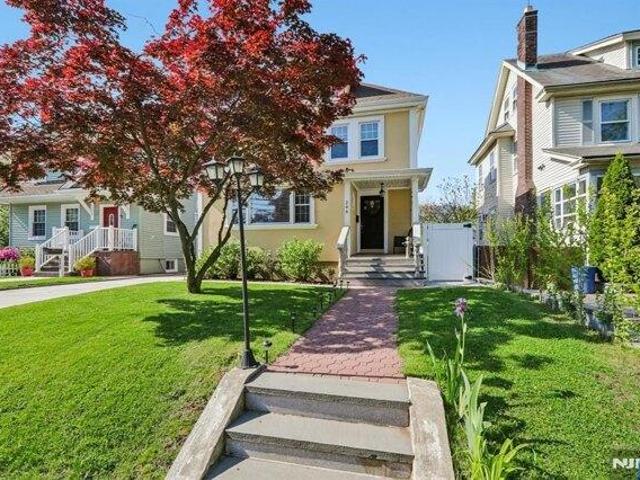 House for sale in Newark, New Jersey