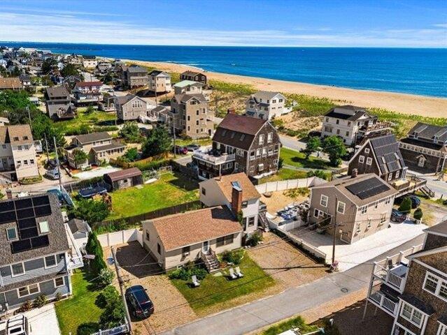 House for sale in Byfield, Massachusetts