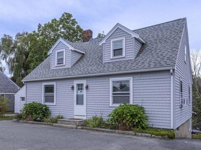 House for sale in Byfield, Massachusetts