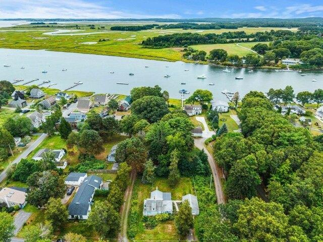 House for sale in Parker River Residential District, Newbury