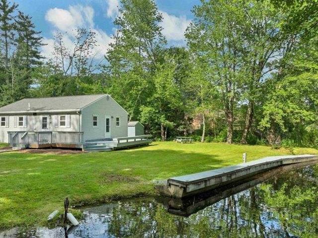 House for sale in New Hampshire