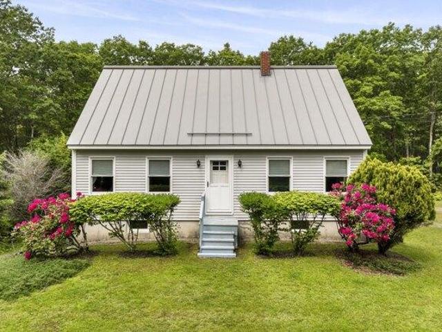 House for sale in Newcastle, Maine