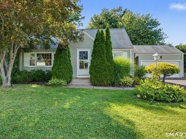 House for sale in Newington, Capitol Planning Region