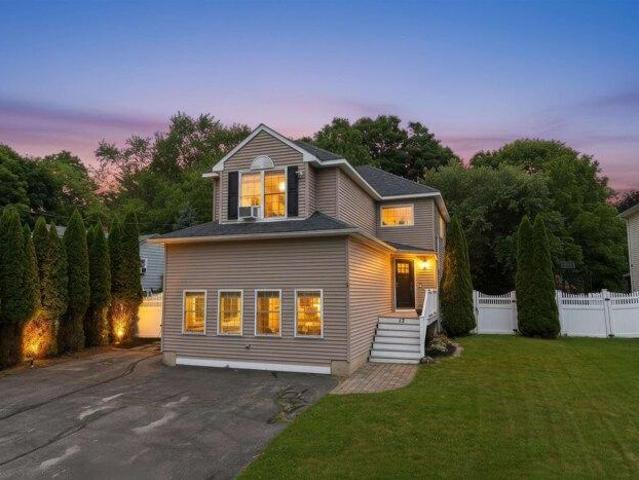 House for sale in New Hampshire