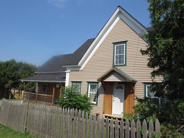 House for sale in Newport, Vermont