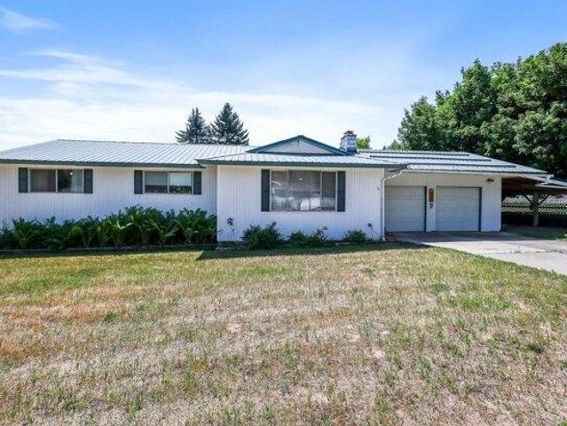 House for sale in Newport, Washington