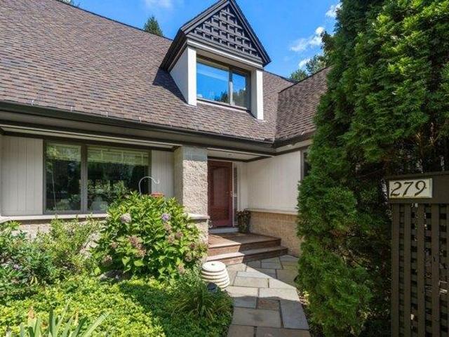 Condo for sale in Auburndale, Massachusetts