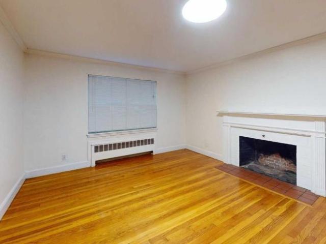 Condo for rent in Newtonville, Newton