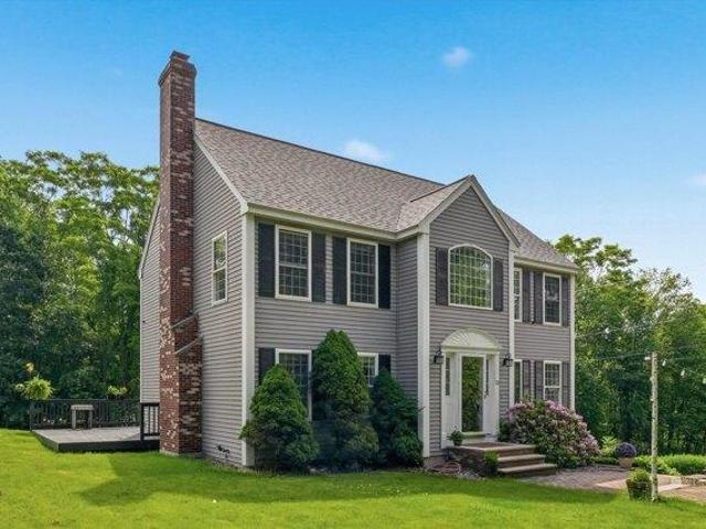 House for sale in New Hampshire