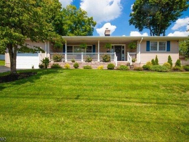 House for sale in Newton, New Jersey