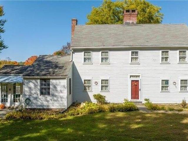 House for sale in Newtown, Connecticut