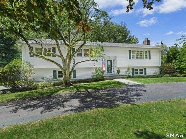 House for sale in Newtown, Western Connecticut Planning Region