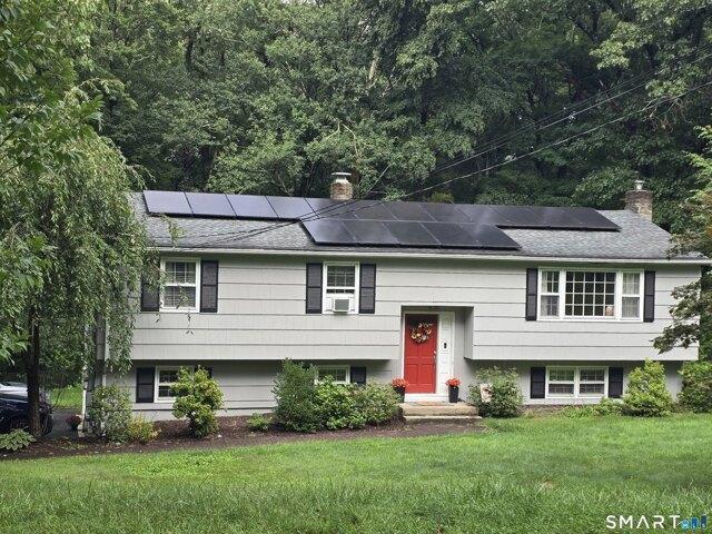 House for sale in Newtown, Western Connecticut Planning Region