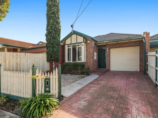 Villa for sale in Camerons Creek, Victoria