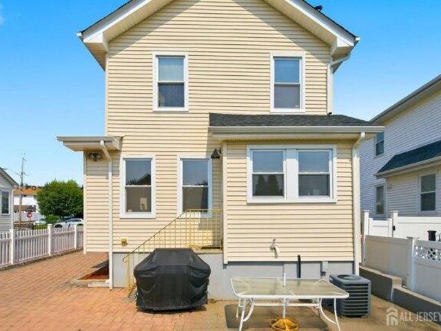House for sale in North Arlington, New Jersey