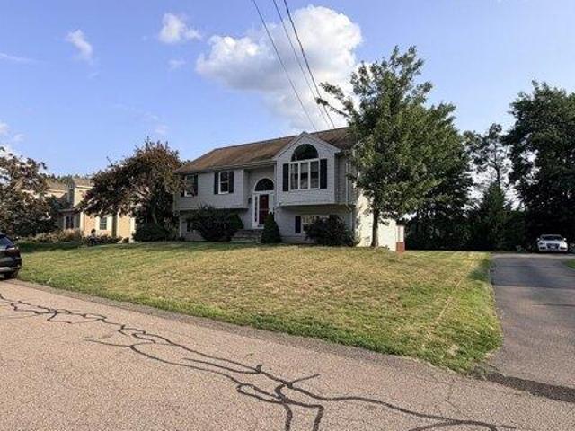 House for sale in The Cliffs Village, North Attleborough