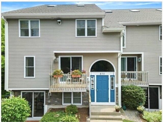 Condo for sale in The Westwood Estates, North Attleborough
