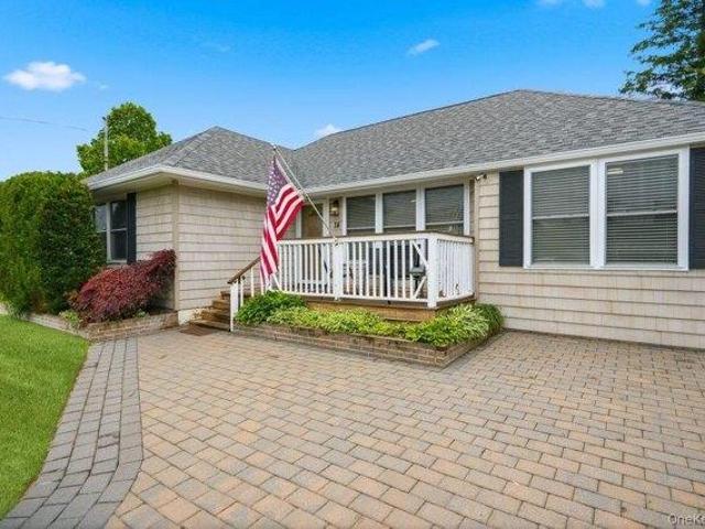 House for sale in Babylon, New York