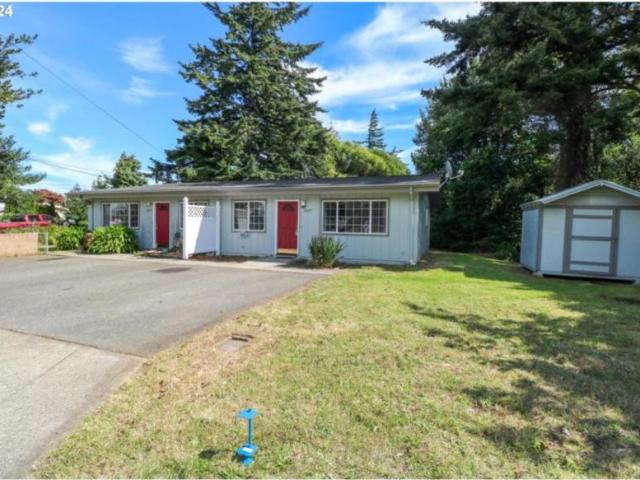 Apartment for rent in North Bend, Coos County