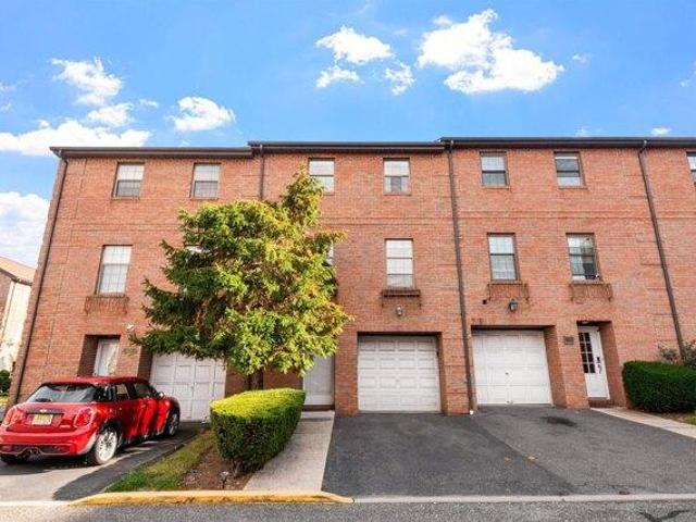 Condo for sale in Hudson, New Jersey