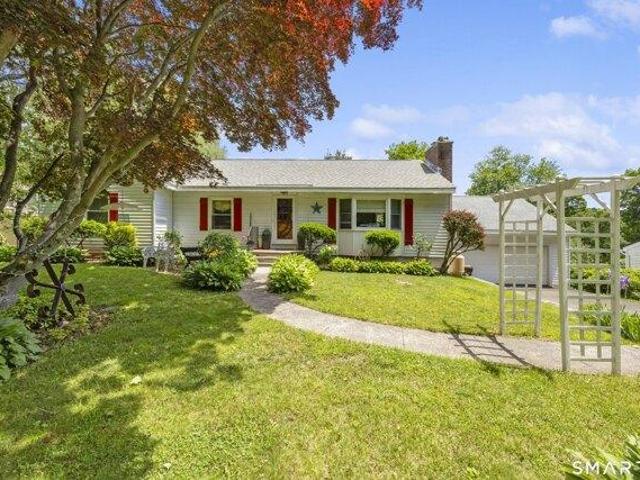 House for sale in North Branford, Connecticut