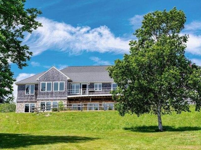 House for sale in North Haven, Maine