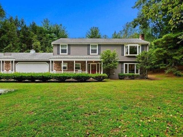 House for sale in North Reading, Massachusetts