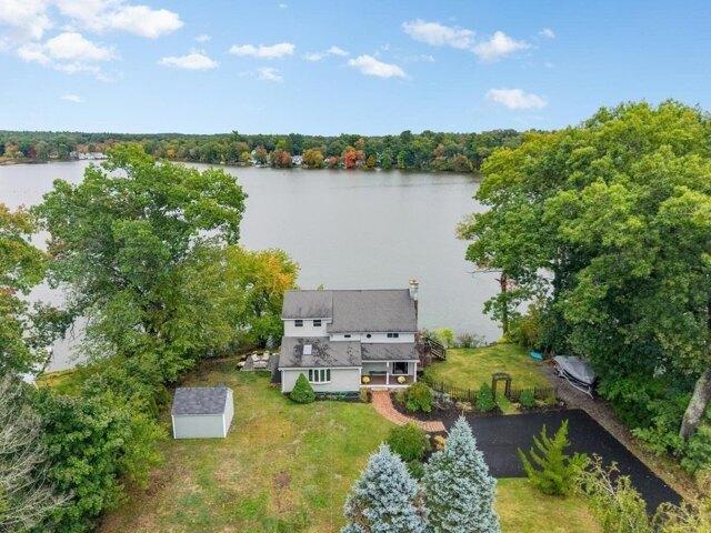 House for sale in North Reading, Middlesex County