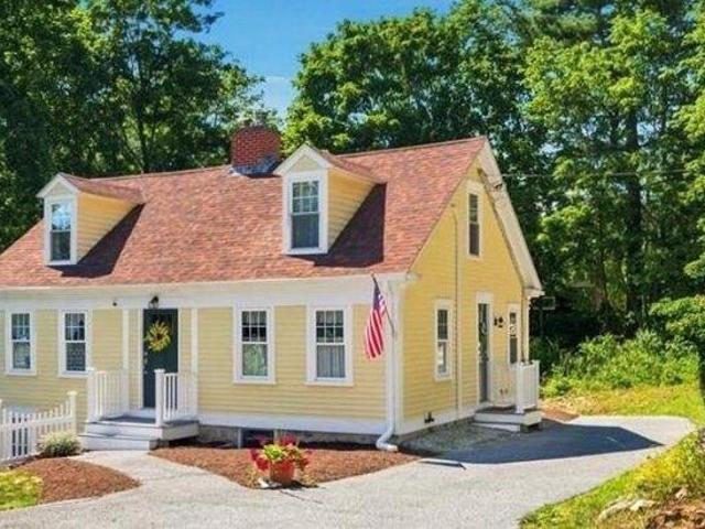 House for sale in Slatersville, North Smithfield