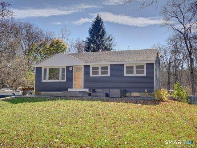 House for sale in North Stonington, Connecticut