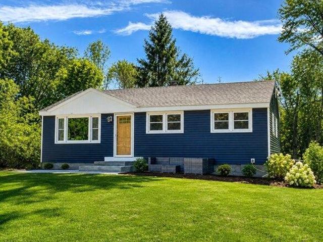 House for sale in North Stonington, Connecticut